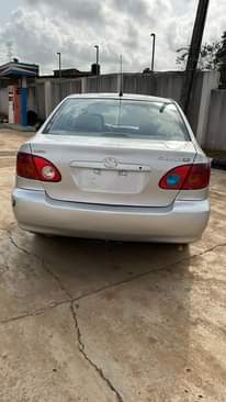 A picture of TOYOTA COROLLA