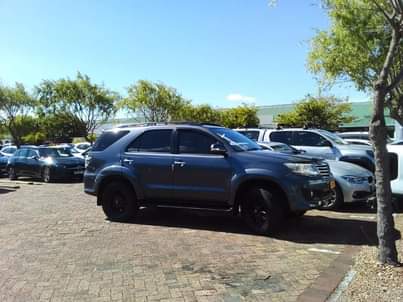 used toyota fortuner