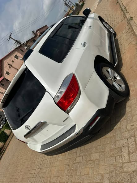 A picture of 2012 toyota highlander Limited Edition