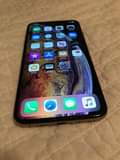 A picture of iPhone XS max