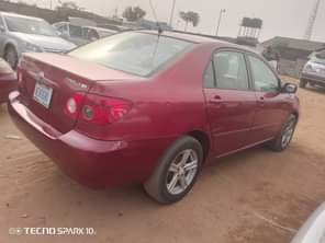A picture of Highest grade 05 model Toyota Corolla everything is intact and