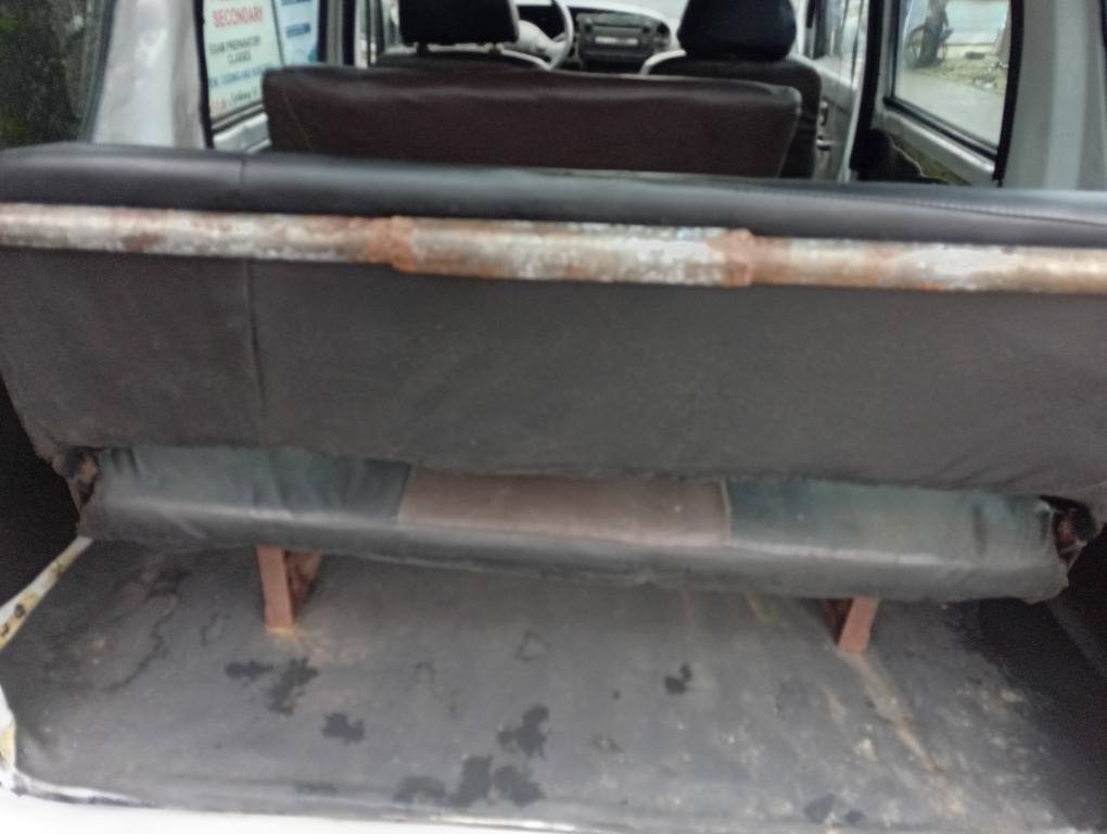 A picture of Hijet keke bus
