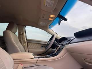 A picture of 2014 Ford Taurus Belgium Standard