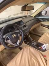 A picture of Clean Honda Crosstour 2010 model 3 5m net price Neatly
