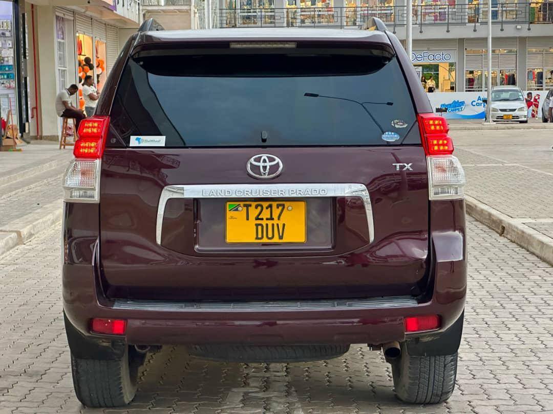 A picture of TOYOTA LANDCRUISER PRADO 0714058883