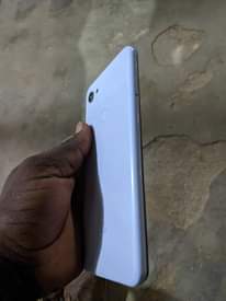 A picture of Google pixel 3axl