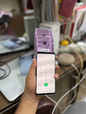 A picture of S9 clean 4 64gb