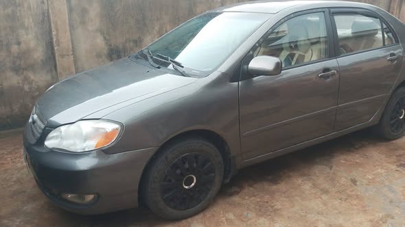 A picture of 2004 TOYOTA COROLLA