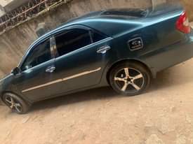 A picture of Toyota Camry 2004