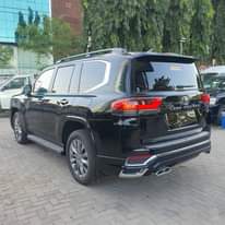 A picture of LAND CRUISER 300 SERIES ZX