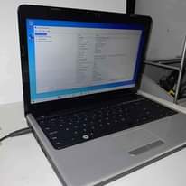 A picture of Dell latitude Intel core 2dual Hdd 320 Ram 3gb Betery
