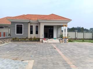 A picture of Beautiful Country Home for sale on Kira Mamerito rd for