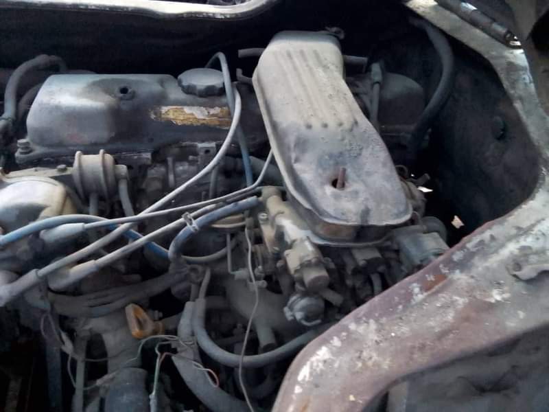 A picture of Toyota hiAce bus Engine sound Gear working perfectly Price 2.7