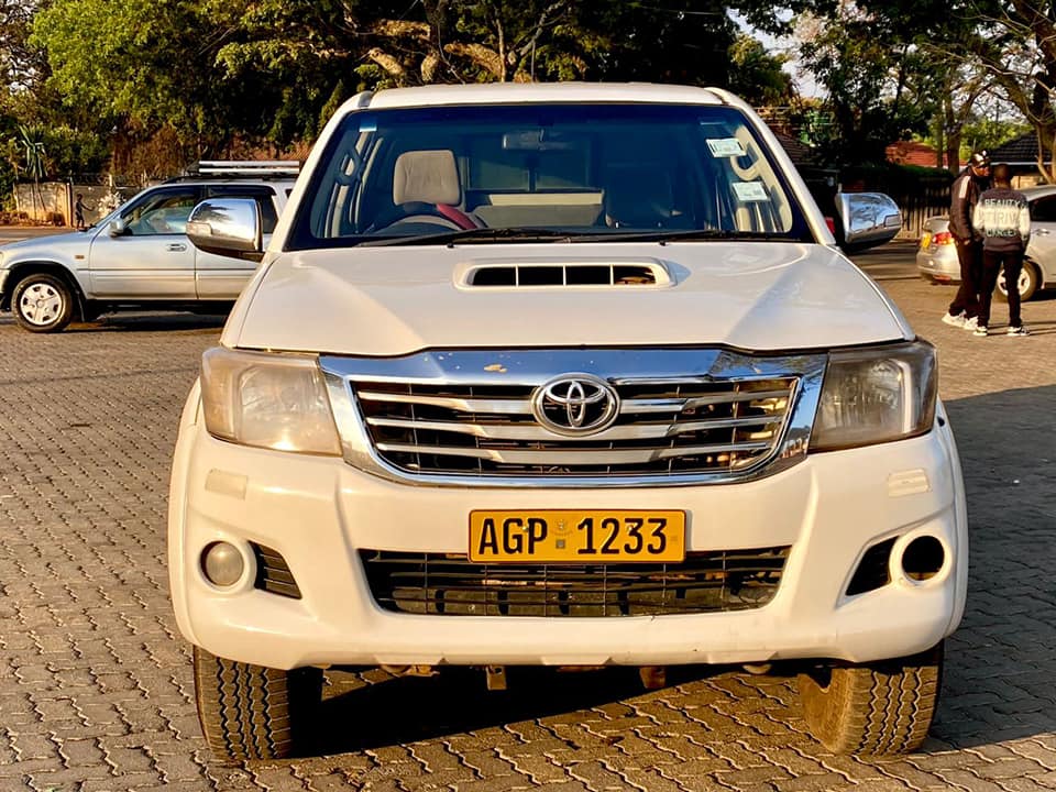 used toyota hilux