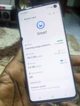 A picture of SAMSUNG S10 PLAIN