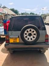 A picture of Suzuki escudo milion 3.9 Ipo mwanza Automatic Engine safi 0784857610