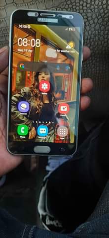 samsung j4