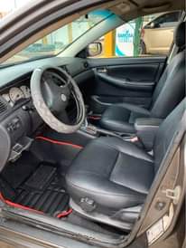 A picture of Toyota corolla 2004