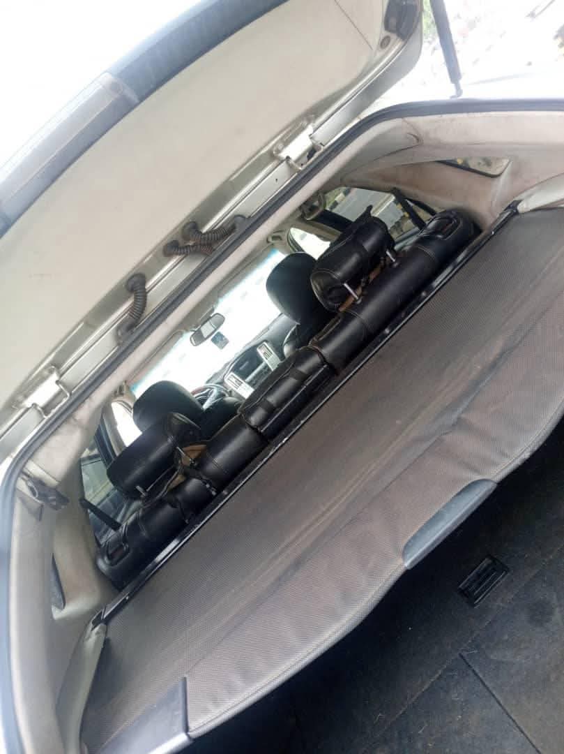 A picture of Lexus Rx330