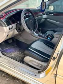 A picture of 2018 Lexus Es300