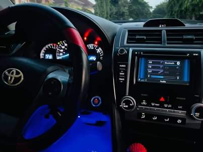 A picture of Extremely clean 2013 first body Toyota Camry SE