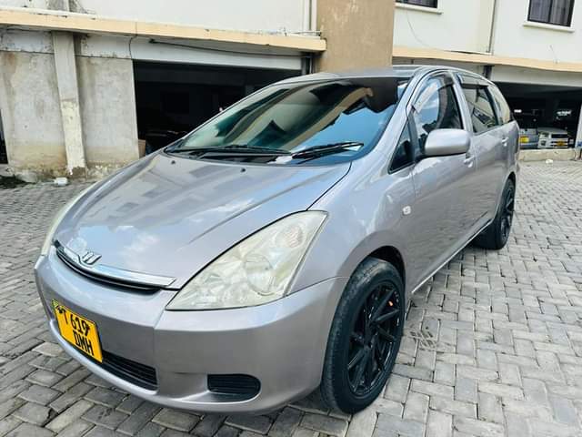 A picture of PRICE MIL 11 CALL 0712827933 TOYOTA WISH DMH YEAR 2003