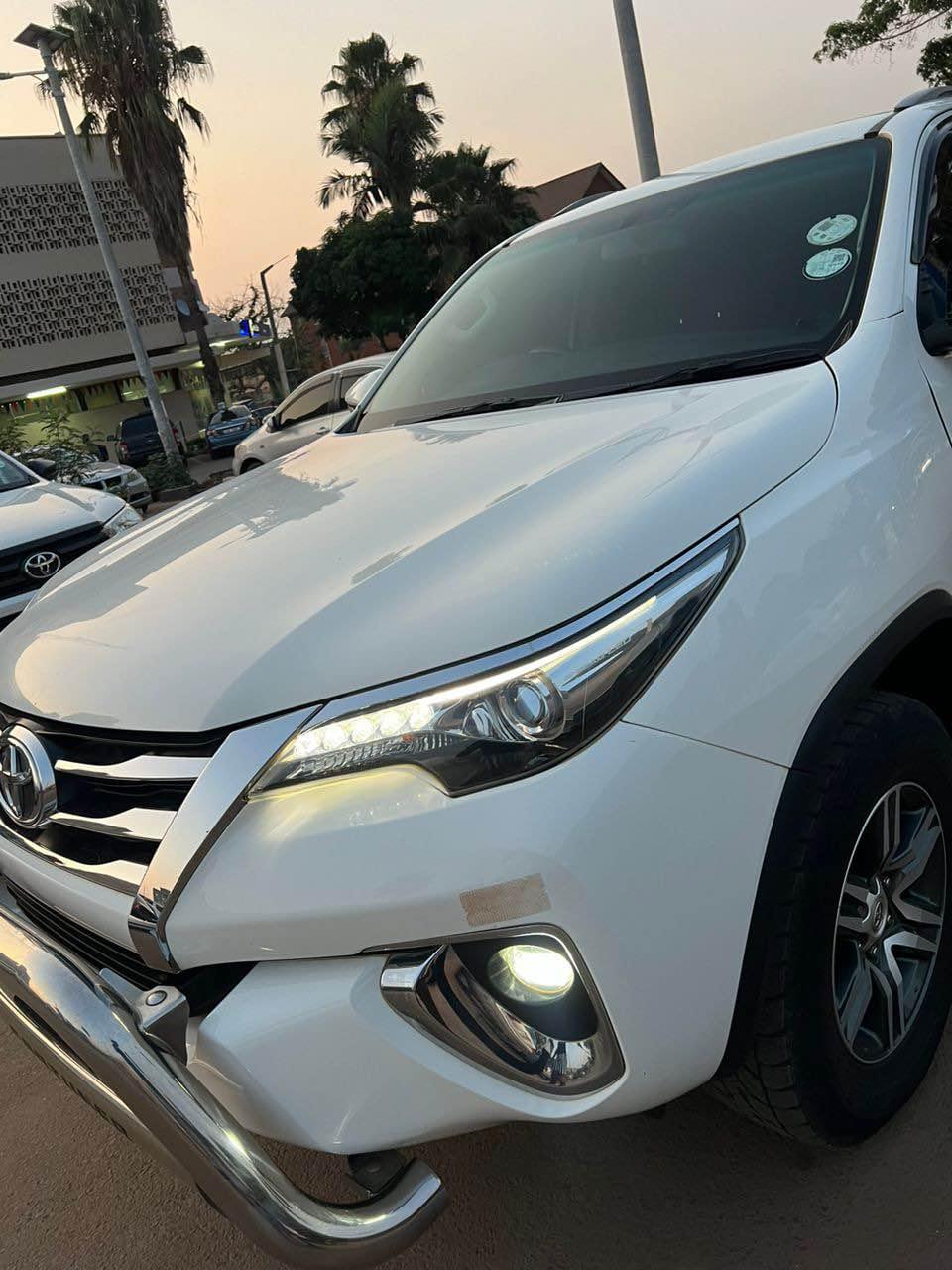 used toyota fortuner