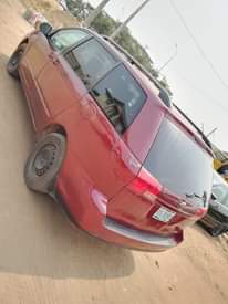 A picture of Register Toyota sienna 2005 model