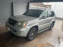 A picture of URGENT SALES Extremely clean and sound Lexus GX470 2005 model