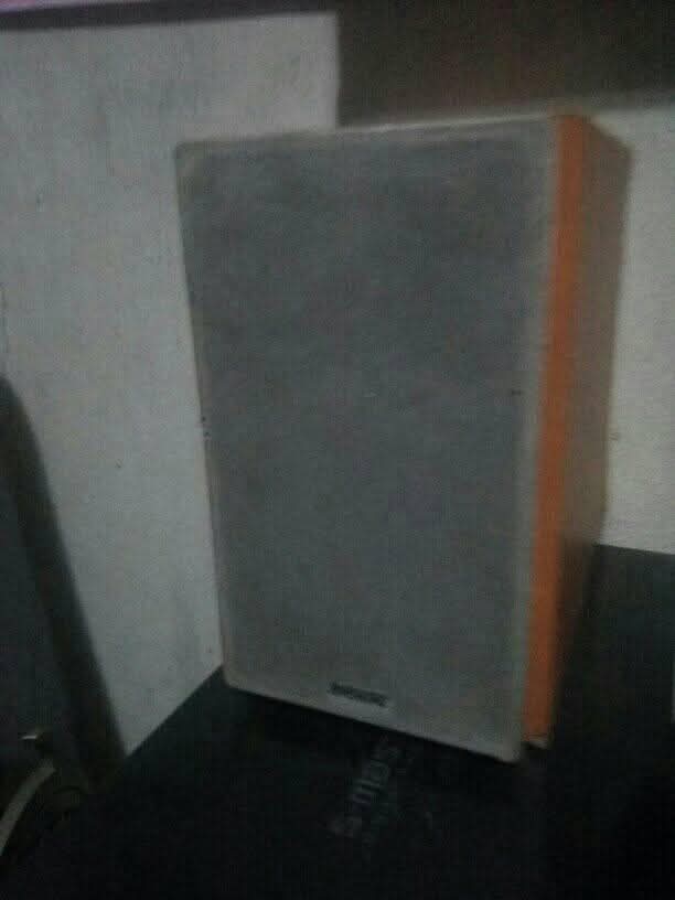 A picture of Sony speaker