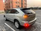 A picture of 2004 Rx330