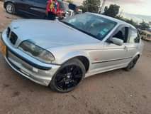 classifieds/cars bmw
