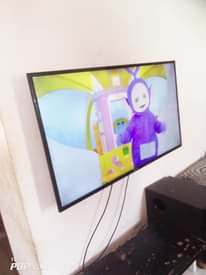 A picture of Tv inc 43 high q Bei 250