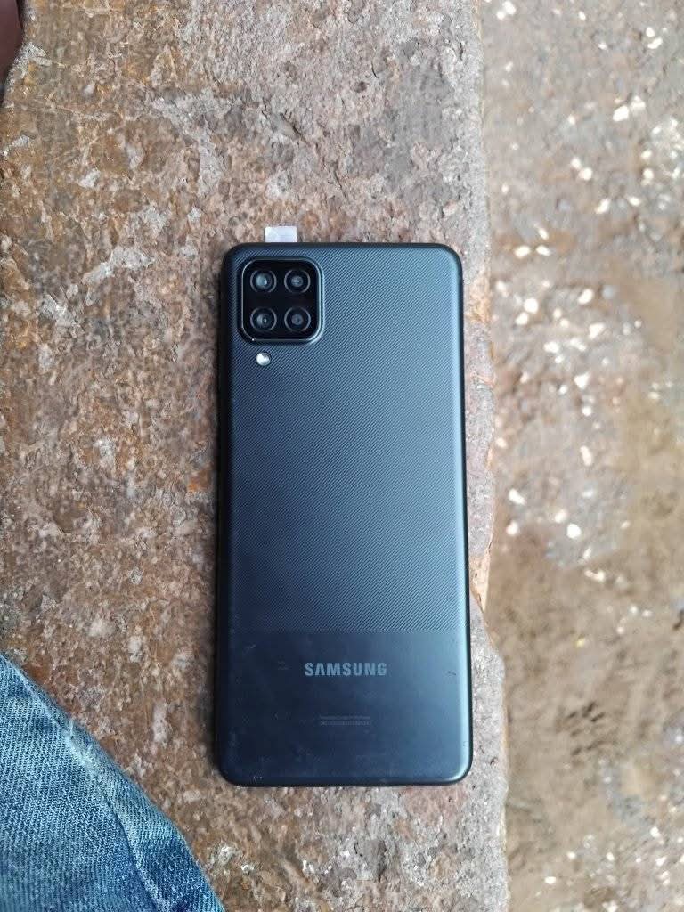 samsung a12