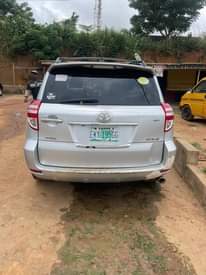 A picture of JUST IN BARELY DRIVEN TOKUNBO STANDARDS TOYOTA RAV4 FIRST BODY