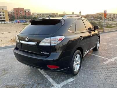 A picture of Lexus 2011 full option watsapp 0551513562