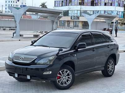 A picture of Toyota Harrier