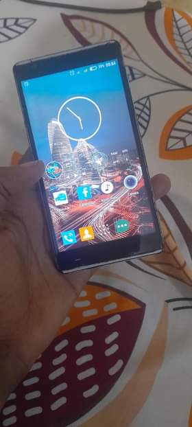 A picture of Tecno c8