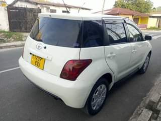 A picture of TOYOTA IST MILLION7 8 0716711174