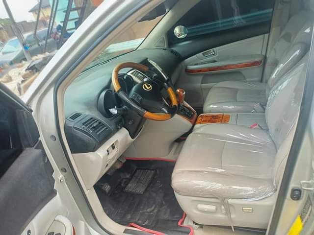 A picture of Lexus Rx350 2007