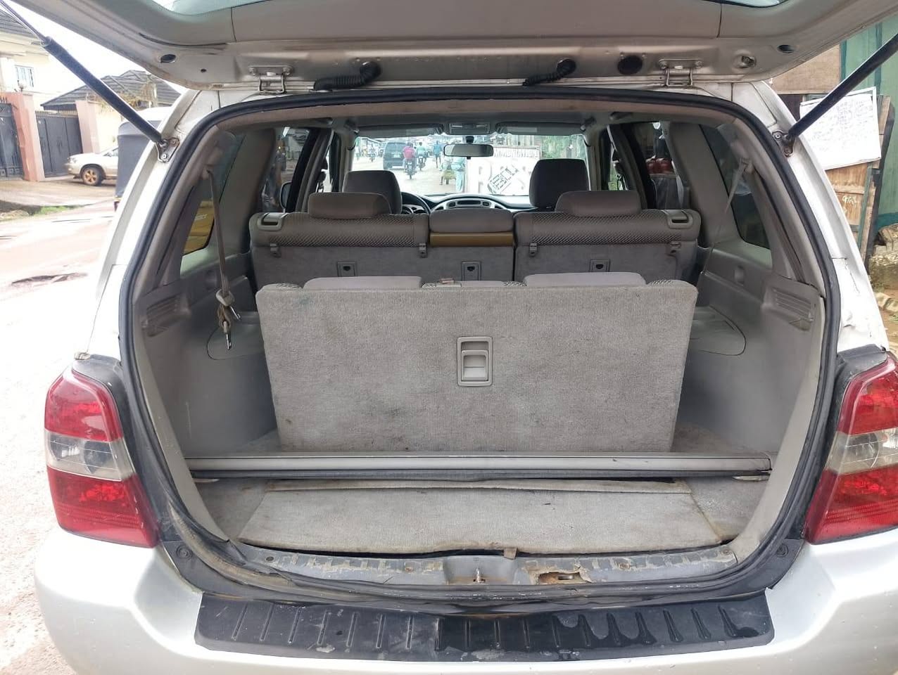 A picture of Dealer deal REGISTER 06 with 3 row