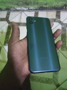 A picture of Sumsung A04