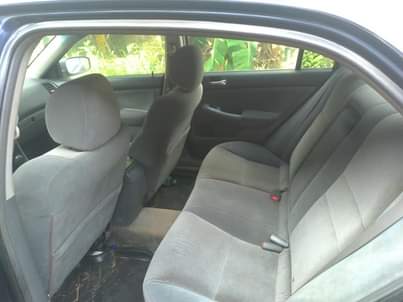 A picture of Honda Accord 03