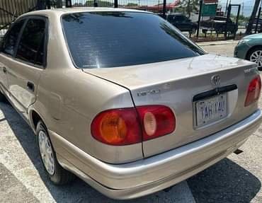 A picture of URGENT BUYERS ONLY CALL mr Anthony 09063948959 CLEAN Toyota Corolla