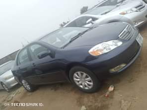 A picture of Highest grade 05 model Toyota Corolla everything is intact and