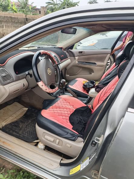A picture of 2006 Toyota Camry