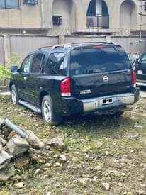 A picture of Toyota sequoia Nissan armada nd liberty jeep
