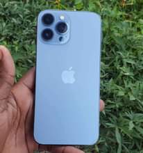 A picture of iPhone 13 pro Max Gb256 PRICE 999 000