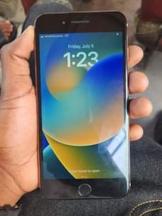 A picture of Iphone 8 plus imenyooka Exchange ipo