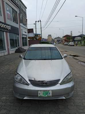 A picture of TOYOTA CAMRY BIG DADDY FAST DEAL Model 2004 Catalyst intact